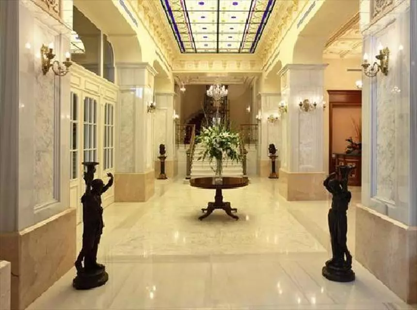 لابی Palazzo Donizetti Hotel